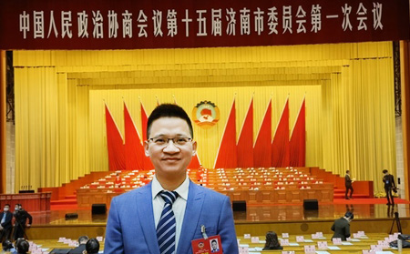 市政協(xié)委員古欣：建設(shè)政府自持高標(biāo)準(zhǔn)輕生產(chǎn)廠房，讓企業(yè)安“家”市區(qū)